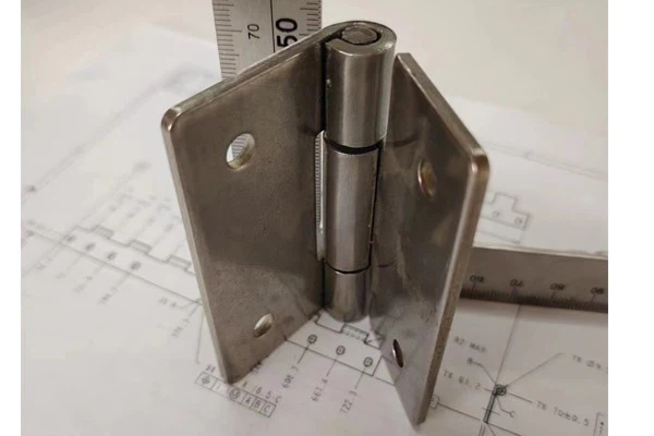 Cupboard Hinges