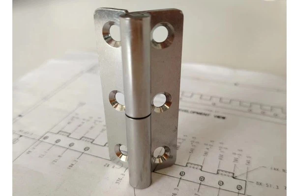 Firm And Reliable Screw-on Hinge
