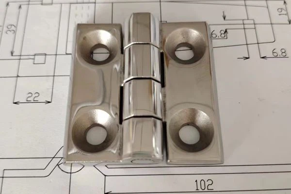 Stainless Steel Refrigerator Hinges: Excellent Rust Resistance And Low Temperature Resistance, Used in Commercial Refrigerators