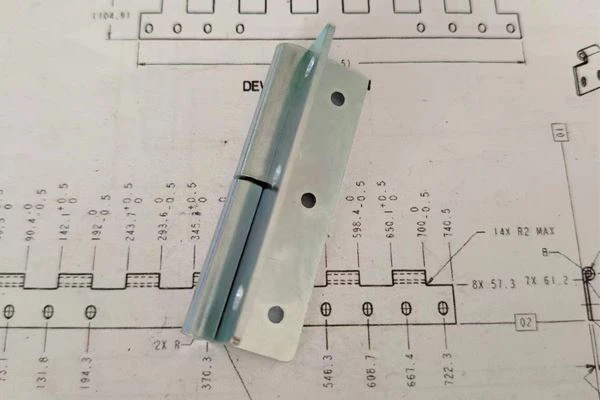Zinc-aluminum Coated Light Torque Hinge